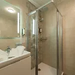 Haus In Der Sonne