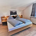 Haus In Der Sonne 3* פיברברון