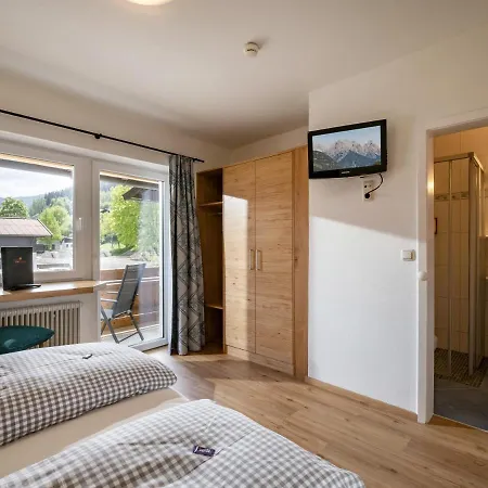 Haus In Der Sonne فيبربرن