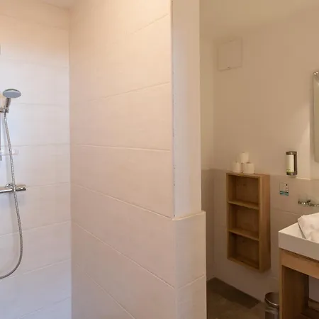 Haus In Der Sonne بيت ضيافة فيبربرن