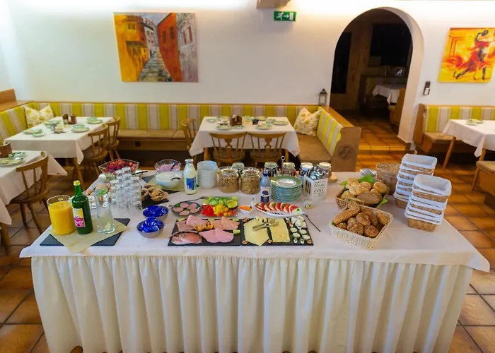 Gasthof Haus In Der Sonne