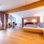 Haus In Der Sonne Πανσιόν 3*